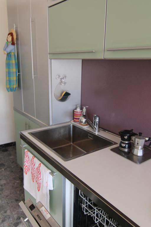 Robin'S Nest Villa ลุคคา ภายนอก รูปภาพ