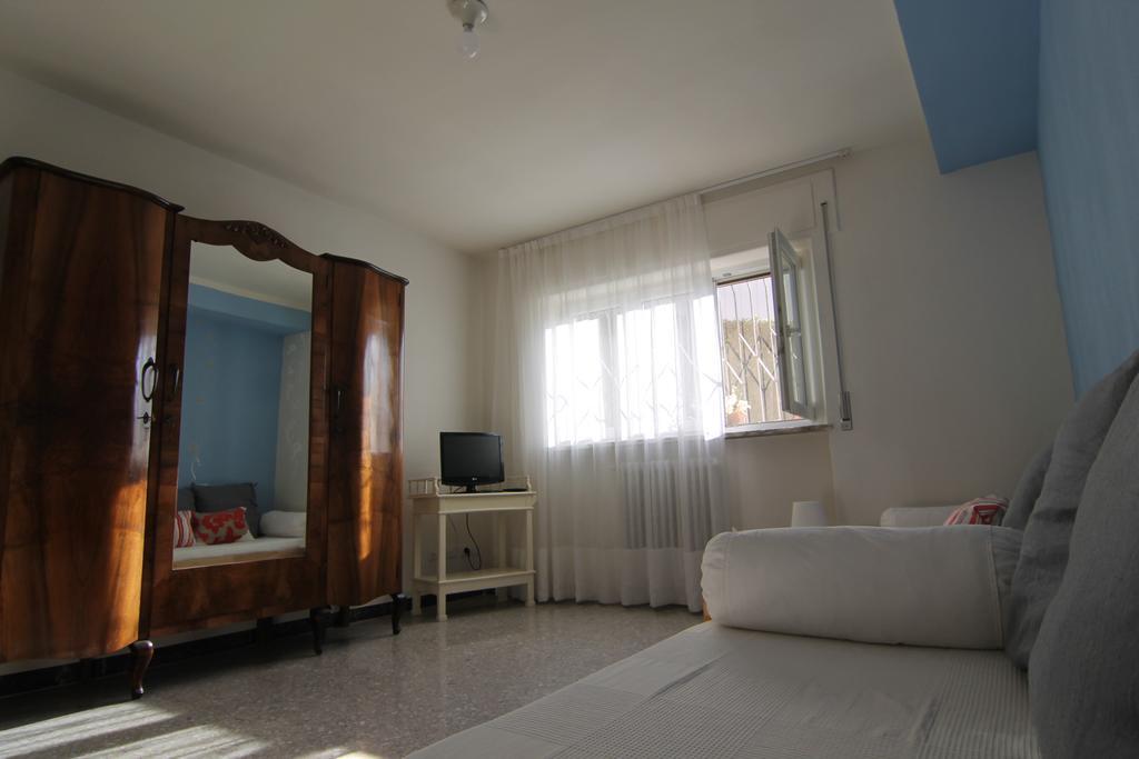 Robin'S Nest Villa ลุคคา ภายนอก รูปภาพ
